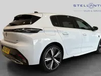Used Peugeot 308 GT 134 HP (98 kW) 2025 White Hatchback