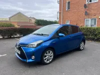 Used Toyota Yaris Sport 100 HP (73 kW) 2015 Blue Hatchback