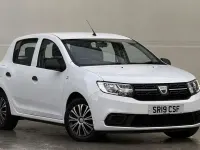 Used Dacia Sandero Essentiel 90 HP (66 kW) 2019 White Hatchback