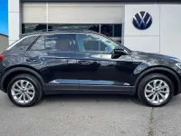 Usado VW T-Roc 150 HP (110 kW) 2025 SUV