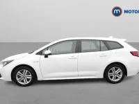 Used Toyota Corolla 184 HP (135 kW) 2022 White Estate