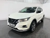 Used Nissan Qashqai N-Connecta 130 HP (95 kW) 2017 White SUV