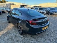 Used Vauxhall Insignia Edition 140 HP (102 kW) 2015 Grey Hatchback