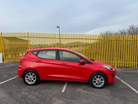 Used Ford Fiesta Zetec 100 HP (73 kW) 2019 Red Hatchback