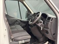 Used Renault Master Business 2022 White MPV