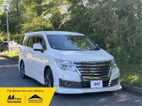 Used Nissan Elgrand Performance 300 HP (220 kW) 2015 White MPV