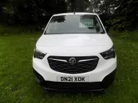 Used Vauxhall Combo 100 HP (73 kW) 2021 White MPV