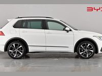 Used VW Tiguan R-line 245 HP (180 kW) 2022 Pure white SUV