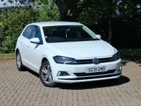 Used VW Polo SE 95 HP (69 kW) 2019 White Hatchback