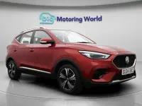 Używany MG ZS 2024 Czerwony SUV