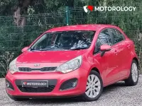 Usado Kia Rio 107 CV (78 kW) 2012 Rojo Utilitario