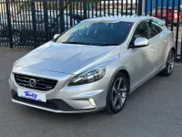 Used Volvo V40 R-Design 115 HP (84 kW) 2014 Silver Hatchback