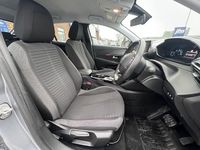 Second-hand Peugeot e-208 Active 50 kW (68 CP) 2025 Gri Hatchback