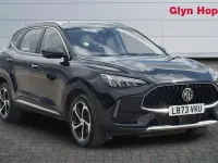 Begagnad MG HS SE 258 HK (189 kW) 2023 Svart SUV