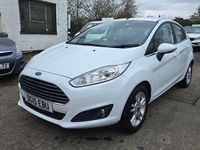 Used Ford Fiesta Zetec 2015 White Hatchback