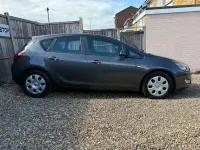 Second-hand Vauxhall Astra S 130 CP (95 kW) 2012 Gri Hatchback