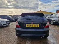 Begagnad Honda Civic Type R 197 HK (144 kW) 2005 Svart Halvkombi