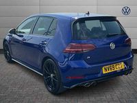 Begagnad VW Golf VII R 300 HK (220 kW) 2019 Blå Halvkombi