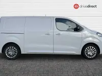 Used Vauxhall Vivaro Sportive 100 HP (73 kW) 2023 White MPV