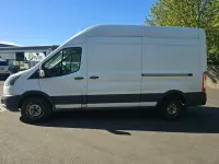 Second-hand Ford Transit 130 CP (95 kW) 2018 Alb Van