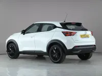 Używany Nissan Juke Acenta 114 KM (83 kW) 2023 Biały SUV