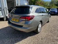 Second-hand Vauxhall Astra Elite 150 CP (110 kW) 2017 Gri Break