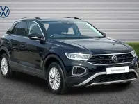 Used VW T-Roc Life 150 HP (110 kW) 2024 Black SUV