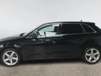 Używany Audi A3 Sport 116 KM (85 kW) 2019 Czarny Sedan/Limuzyna