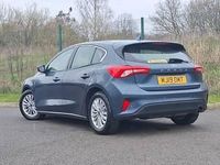Used Ford Focus Titanium 125 HP (91 kW) 2019 Blue Hatchback