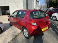 Used Renault Clio II 2010 Red Hatchback