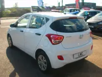 Used Hyundai i10 67 HP (49 kW) 2014 White Hatchback