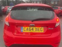 Used Ford Fiesta Zetec 82 HP (60 kW) 2015 Red Hatchback