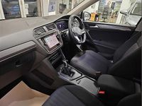 Used VW Tiguan Allspace Life 150 HP (110 kW) 2023 Grey SUV