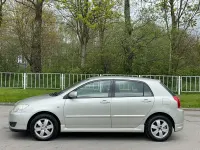 Used Toyota Corolla 110 HP (80 kW) 2005 Silver Hatchback