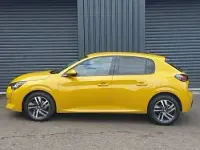 Second-hand Peugeot 208 Allure Premium 100 CP (73 kW) 2021 Galben Hatchback