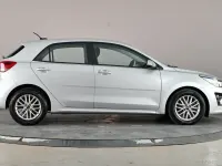 Used Kia Rio 99 HP (72 kW) 2023 Silver Hatchback