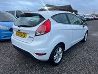 Used Ford Fiesta Zetec 2015 White Hatchback