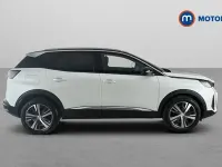 Used Peugeot 3008 Allure 131 HP (96 kW) 2023 White SUV