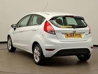 Used Ford Fiesta Zetec 82 HP (60 kW) 2014 White Hatchback