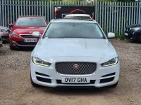 Begagnad Jaguar XE Portfolio 180 HK (132 kW) 2017 Vit Sedan