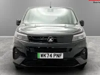 Second-hand Vauxhall Combo Design Edition 100 kW (136 CP) 2026 Monovolum