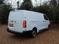 Used Vauxhall Vivaro 100 HP (73 kW) 2022 White MPV