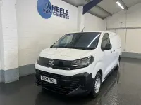 Usado Vauxhall Vivaro 150 HP (110 kW) 2024 Branco Monovolume