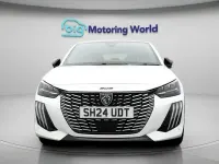 Used Peugeot 208 GT 102 HP (75 kW) 2024 White Hatchback