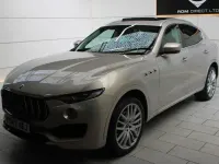 Used Maserati Levante GranLusso 275 HP (202 kW) 2017 Yellow SUV