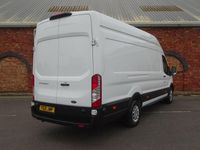 Usado Ford Transit Trend 130 CV (95 kW) 2021 Blanco Van