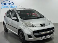 Begagnad Peugeot 107 68 HK (50 kW) 2009 Silver Halvkombi