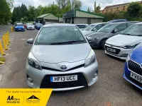 Usata Toyota Yaris Hybrid 2013 Argento
