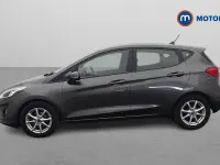 Used Ford Fiesta Zetec 101 HP (74 kW) 2019 Grey Hatchback
