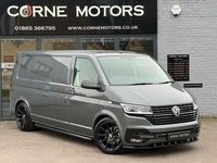Begagnad VW Transporter Highline 150 HK (110 kW) 2024 Grå Van